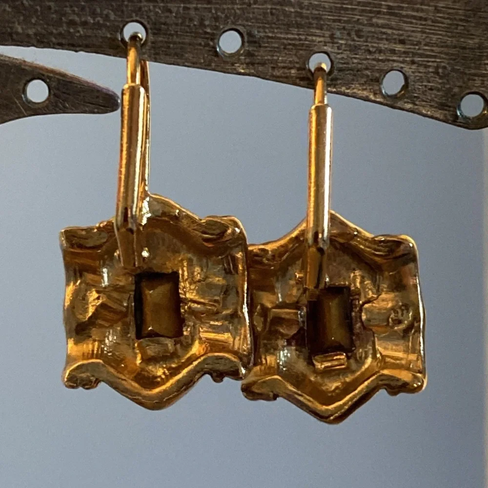 Antique-look Gold/Rhinestone Earrings - Picture 3 of 4